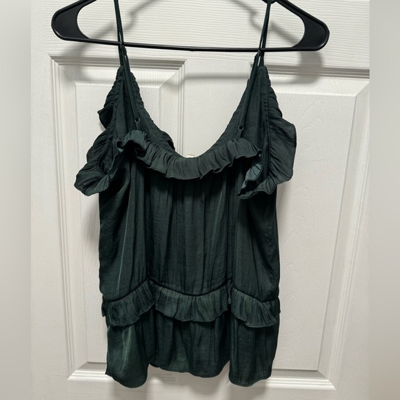 Grade & Gather Boutique Brand green tank size medium - Picture 2 of 3